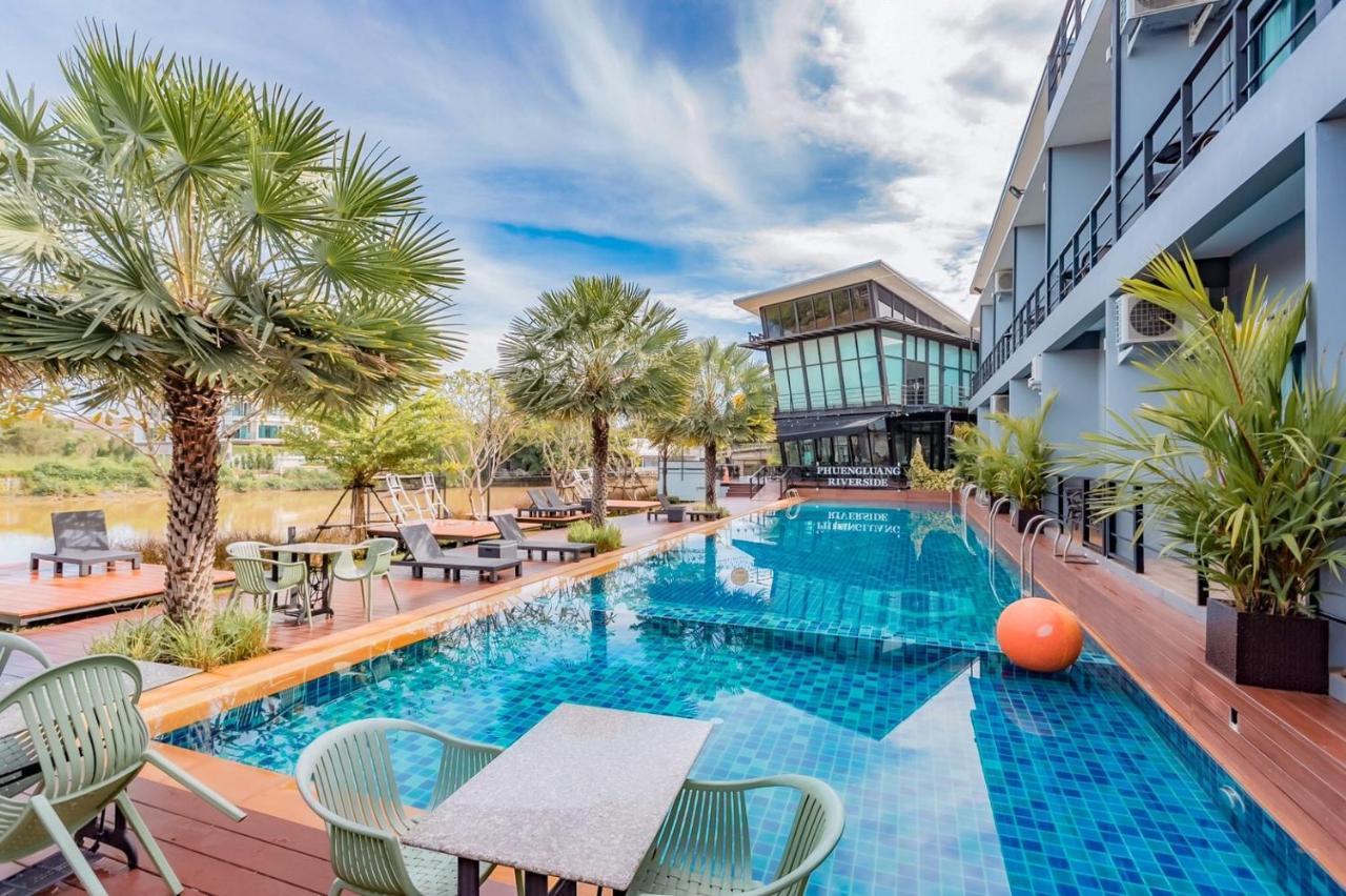 Phuengluang Riverside Hotel Чантабури Экстерьер фото